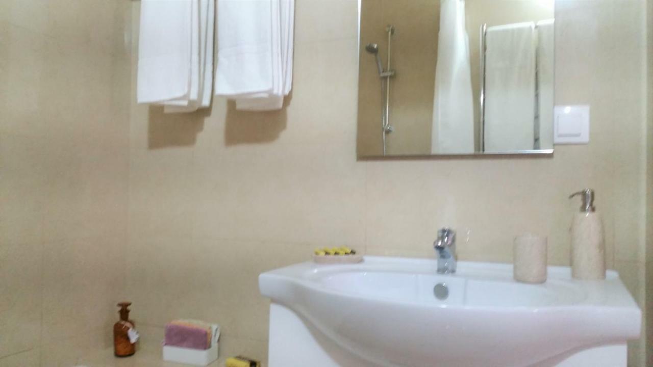 Apartamento Casa Becco dos Assucares, com free garagem - Centro Histórico Évora Exterior foto