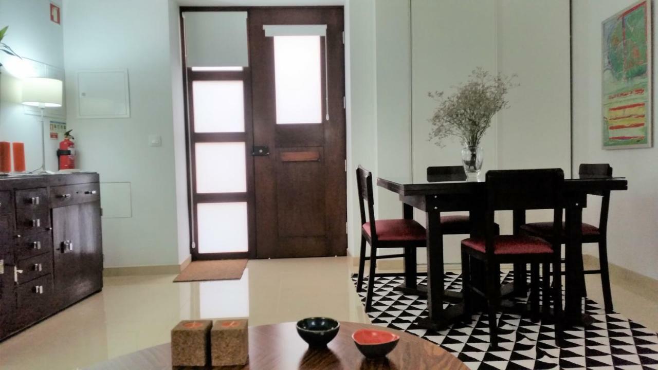 Apartamento Casa Becco dos Assucares, com free garagem - Centro Histórico Évora Exterior foto